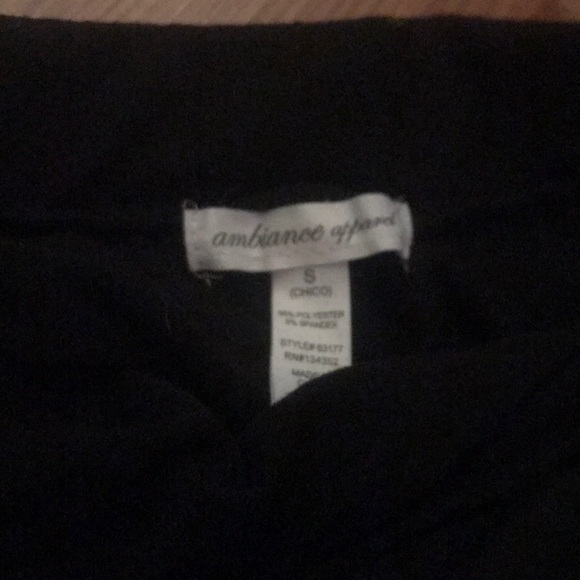 black long skirt. - Picture 2 of 2